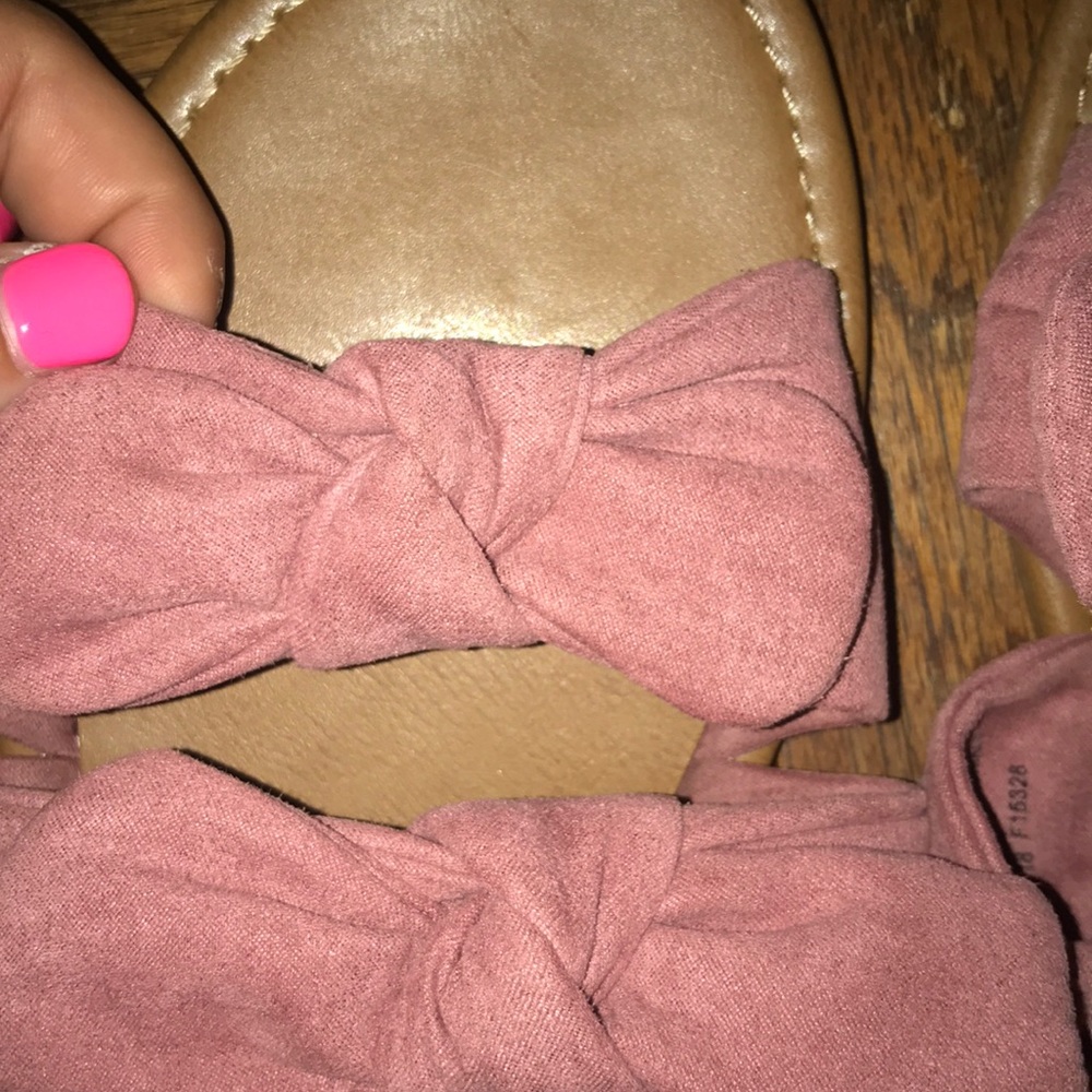 Sandals - Picture 2 of 3